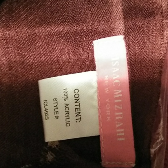 💐NWOT ISSAIC MIZRAHI SPRING SCRAF W/BOTTOM FRINGE - Picture 4 of 4